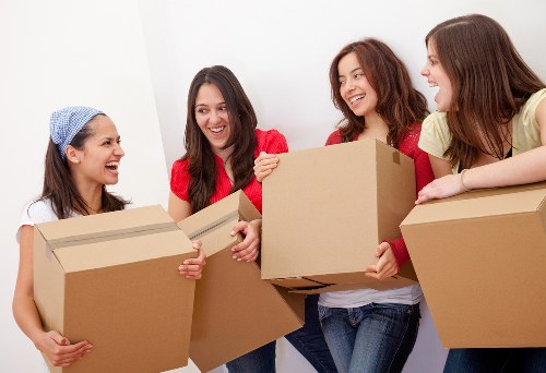 Efficient man and van service for a final local move in Poplar