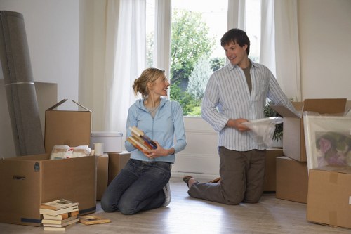 Flexible moving support for homes and businesses in Poplar